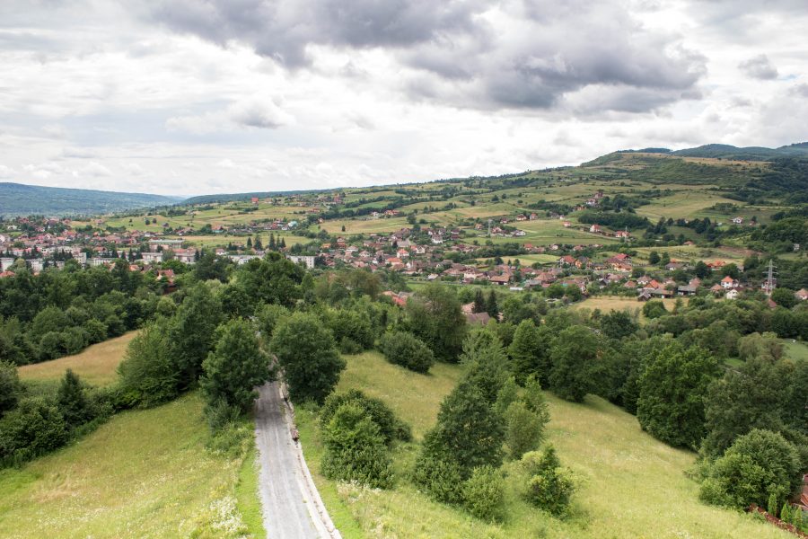 A Szovátai Kilátótoronyhoz vezető út