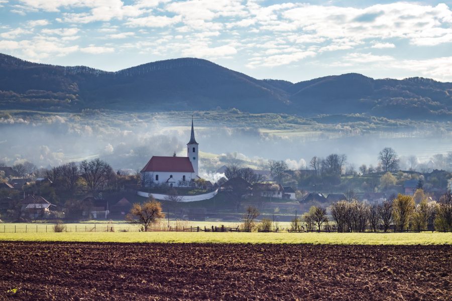 Tavaszi reggel a Parajdi utca irányából