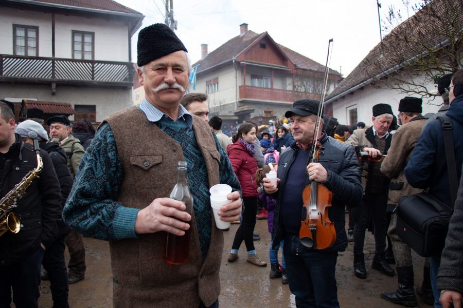 Farsangi vendéglátás, a maga módja szerint