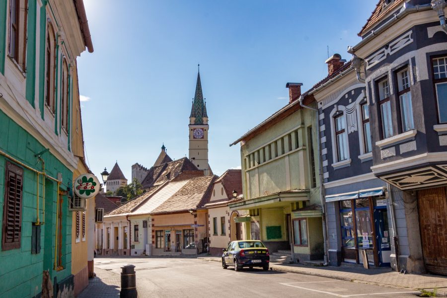 Medgyes megyei jogú város Romániában, Erdélyben, Szeben megyében.