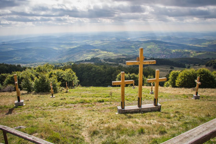 Keresztút a Bekecs-tetőn