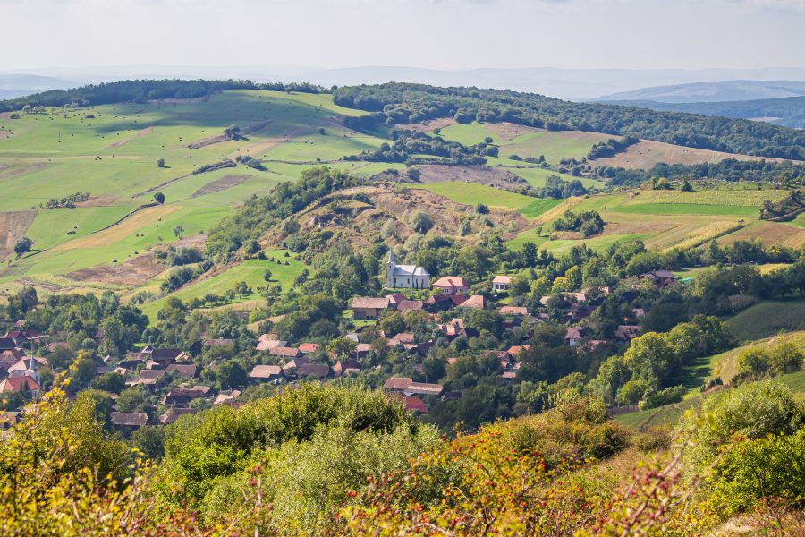 Nyárádselye látképe a Bekecs-hegyről