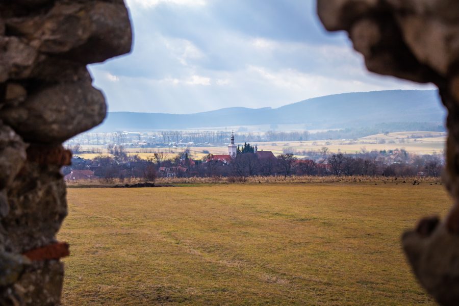 A legenda szerint alagút vezet a Kálnoky-kastélyig