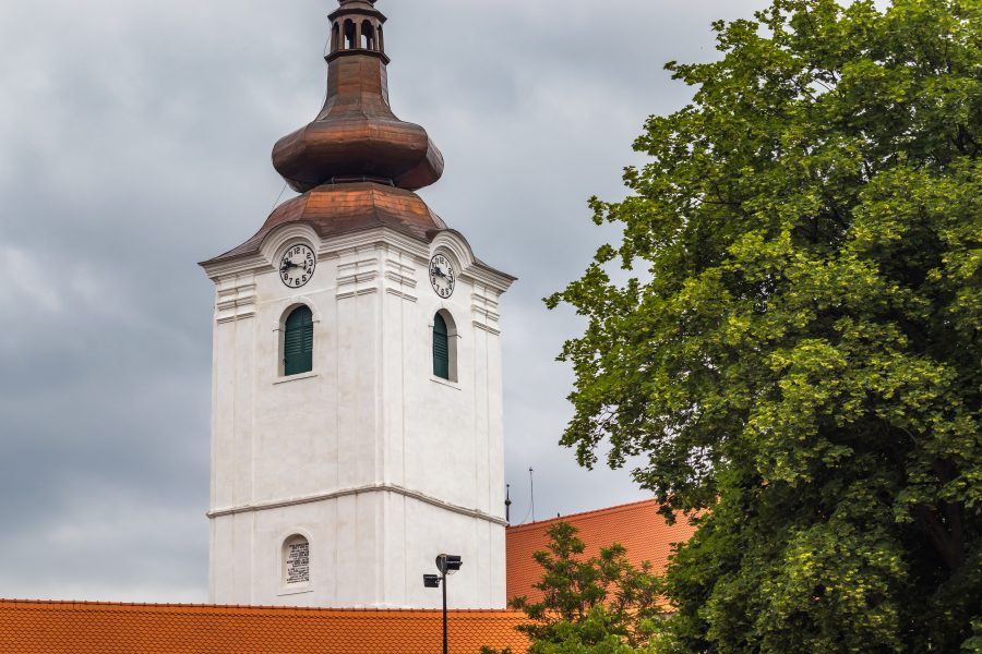 A toronyban 4 harang található