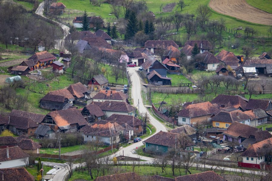 A falu látképe a Ropóról