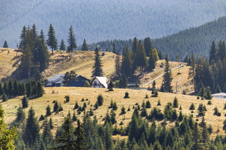 Több felvonó is található a téli sportok szerelmeseinek