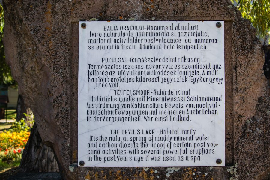 Természetes iszapos ásványvíz és széndioxid gázfeltörés